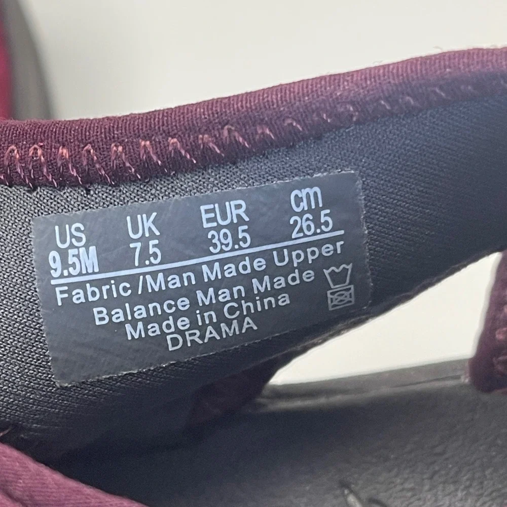 Bzees Drama Sandals Womens 9.5 Burgundy Velvet Wedge Comfort Walking Shoes